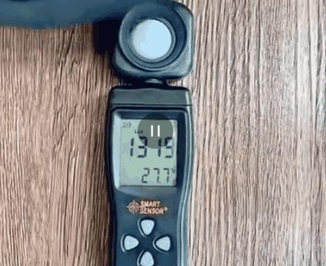 女人过40，建议出门戴帽子，既防晒又减龄，45像35，时髦又有档次