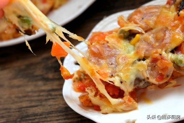 自制披萨的超简单做法,自制披萨最简单的方法