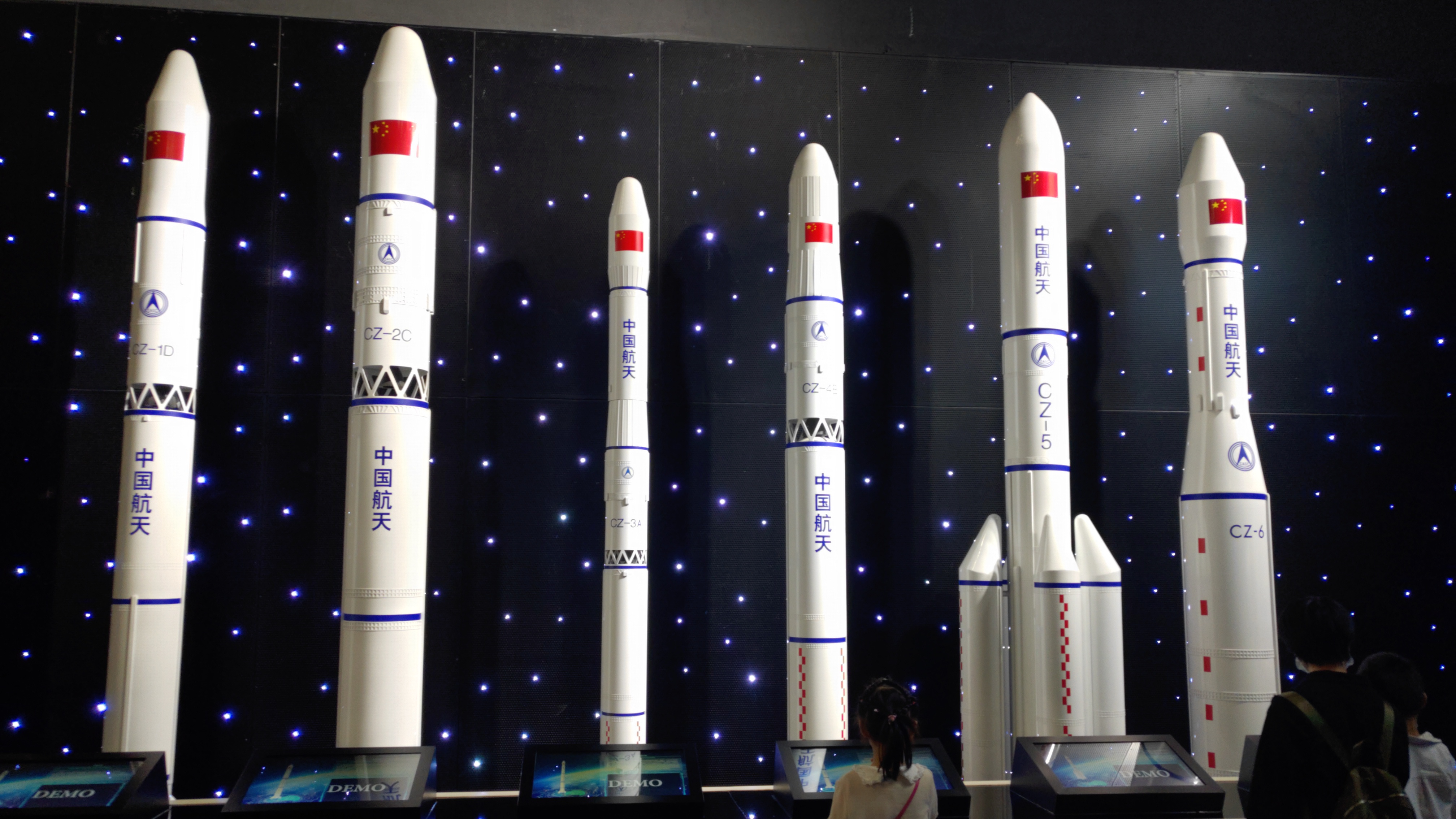 龙岗红立方攻略,深圳龙岗红立方免费