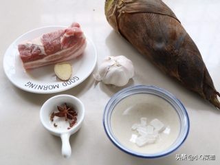 春笋炒五花肉的家常做法图片,新鲜春笋炒五花肉的最正宗做法