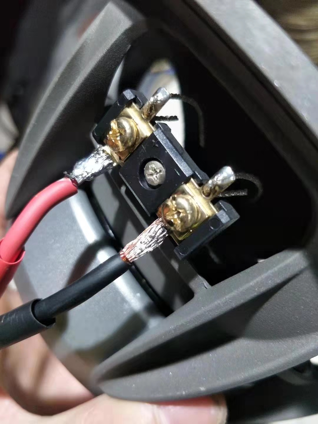 斯柯达明锐17款中控改家用音响,斯柯达音响改装