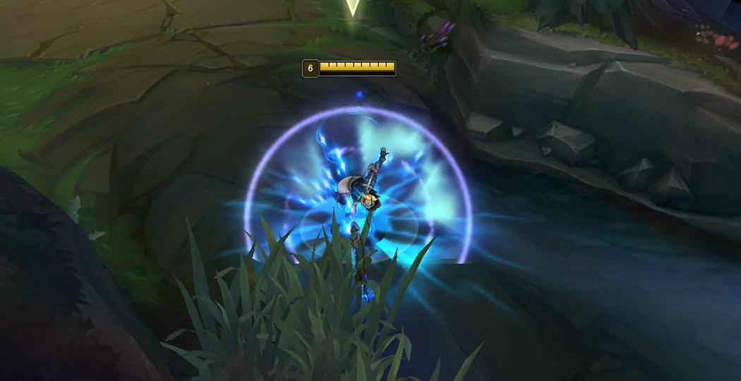 LOL：锐雯很猛*杀虐**国服，职业赛场上却无一席之地，原因在于此