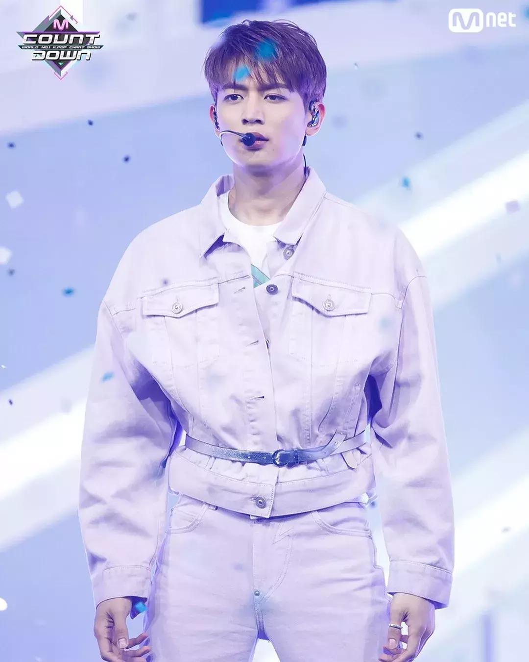 李宇春,吴青峰,王俊凯都在穿的韩国潮牌Pushbutton!