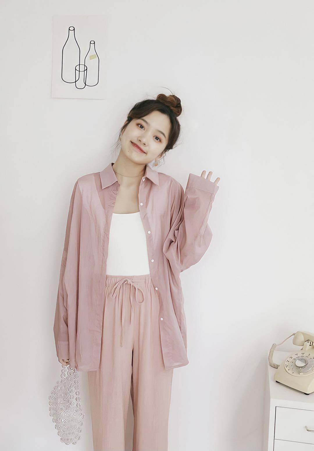 学生党适合在校服里穿的衬衫,适合学生党穿在校服里的衬衫