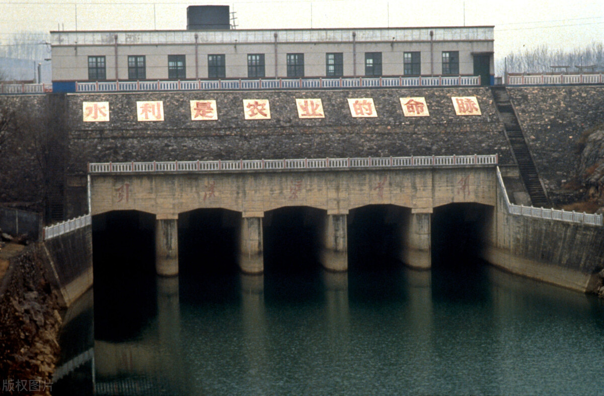 丹江口水库会减少长江水量吗,丹江口水库是亚洲第一大水库吗