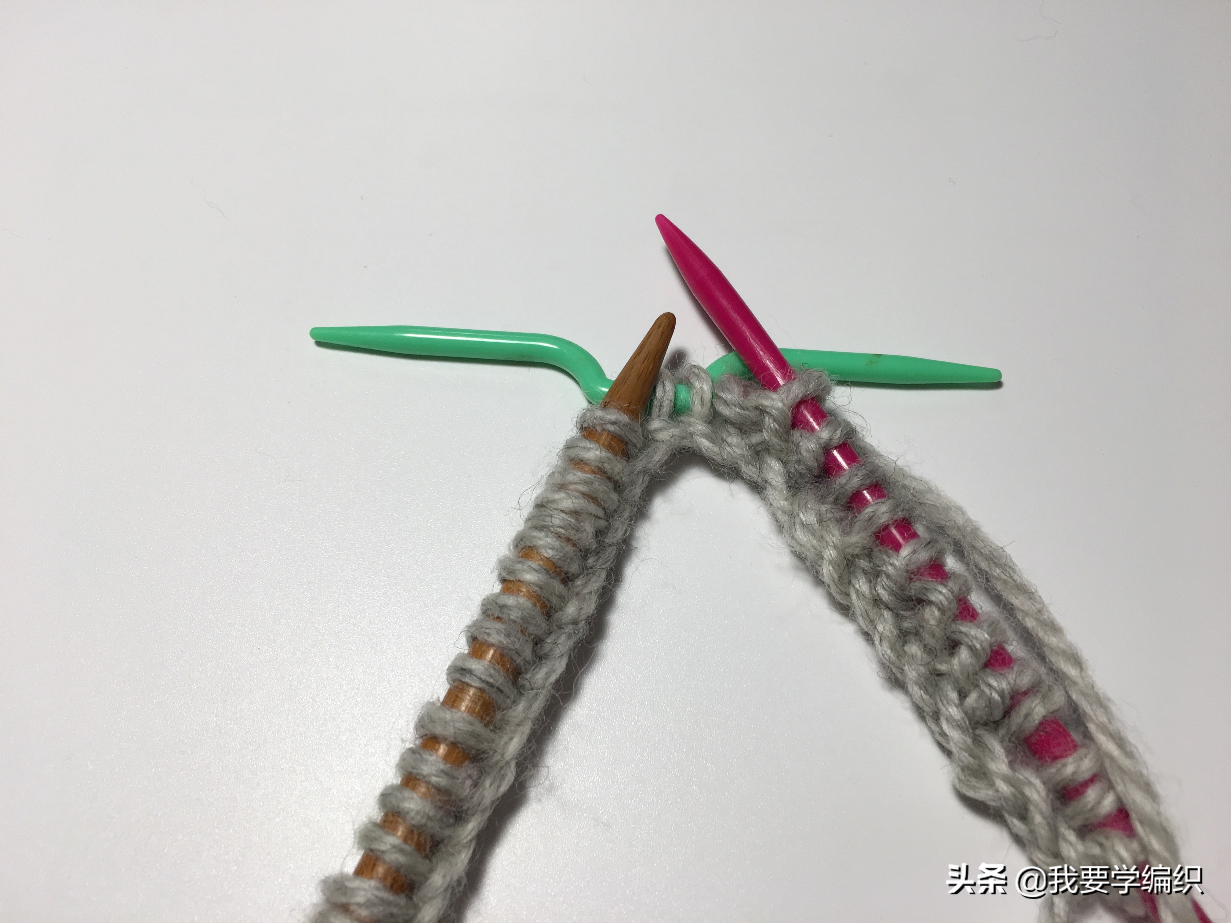 双扭麻花围巾教程,经典麻花围巾教程