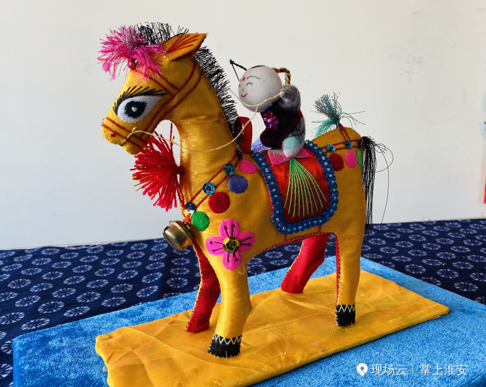 淮阴布艺：碎布线头变身非遗艺术