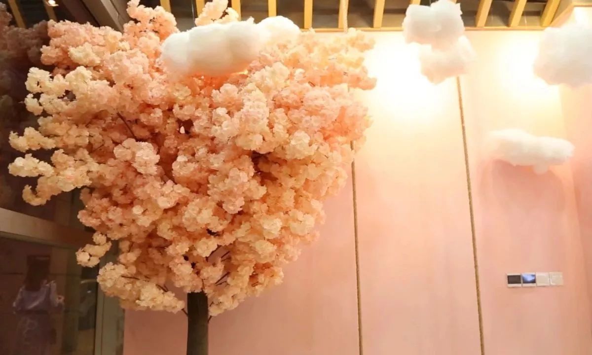 火爆全网的网红奶茶,网红火爆的奶茶店