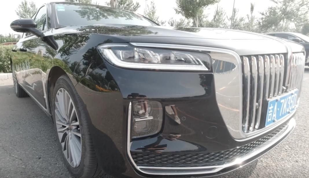 国产红旗车试驾h9,国产巅峰之作红旗s9