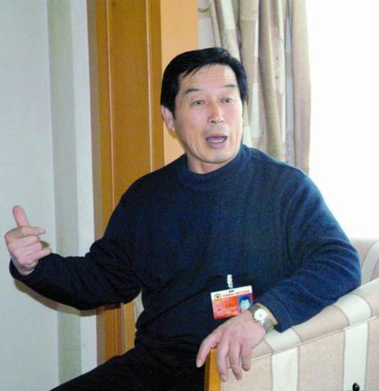 王军霞田径第一人,田径奥运冠军王军霞晒出视频