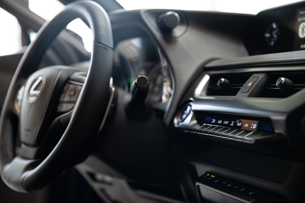 ux300e纯享版雷克萨斯报价,雷克萨斯新能源纯电动