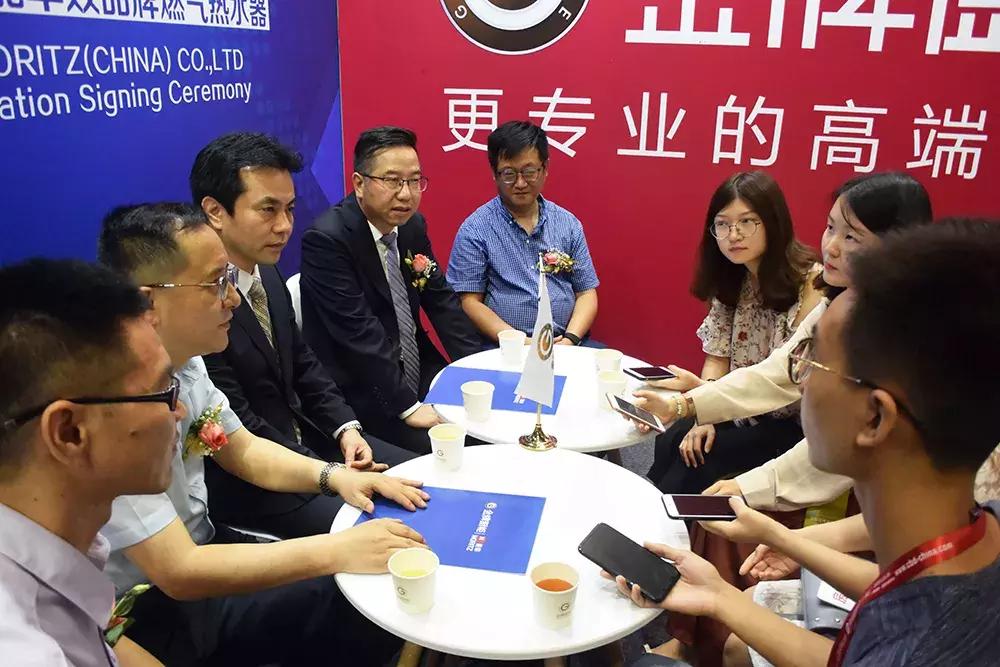 金牌橱柜玛尼欧集成灶怎么样,金牌厨柜玛尼欧冰箱怎么样