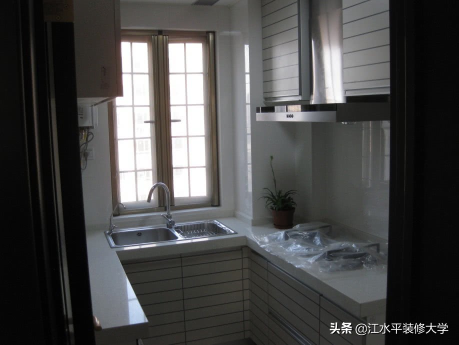 实用简单大方的小户型,温馨的小窝88平小户型