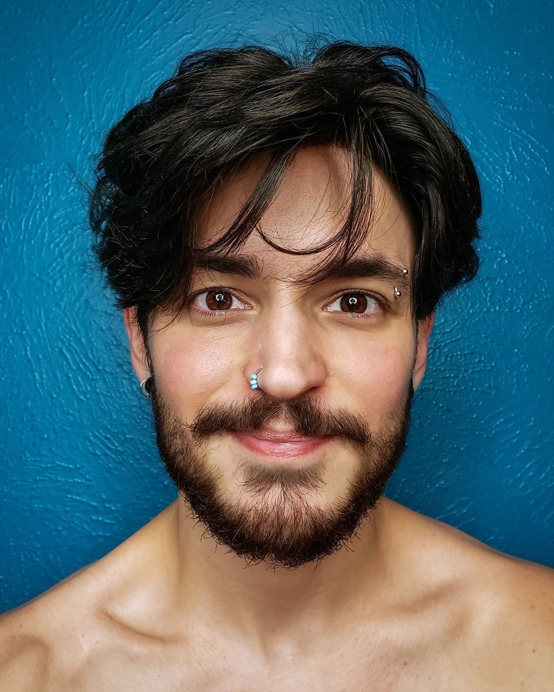 头顶窄的人适合什么发型假发,假发发型设计与脸型搭配