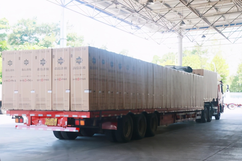 冰箱在运输过程中能横放吗,冰箱运输过程中平放有什么影响