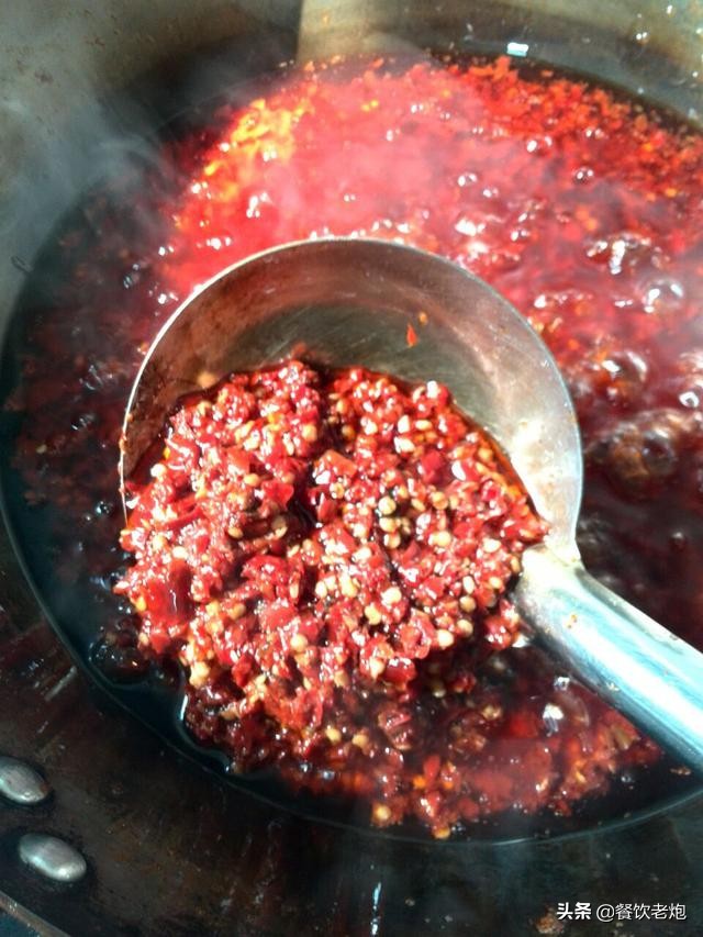 冷锅鱼火锅底料配方和炒制过程,海底捞火锅底料配方及制作过程