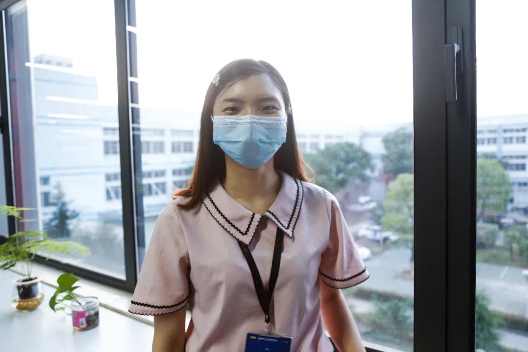 我爱你永不放弃,我爱你绝不放弃什么歌