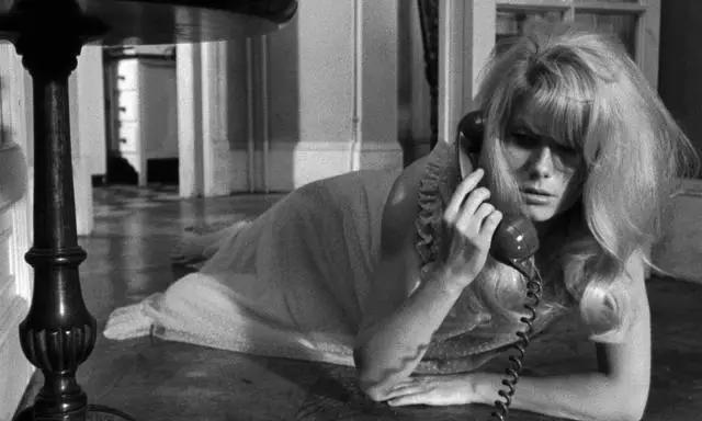 在这部片中，波兰斯基拍出了也许是影史上最传神的女精神病患者