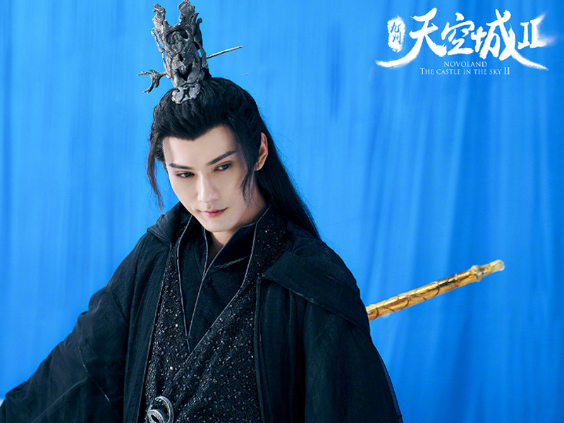 徐正溪拼接牛仔马甲,徐正溪穿搭图片