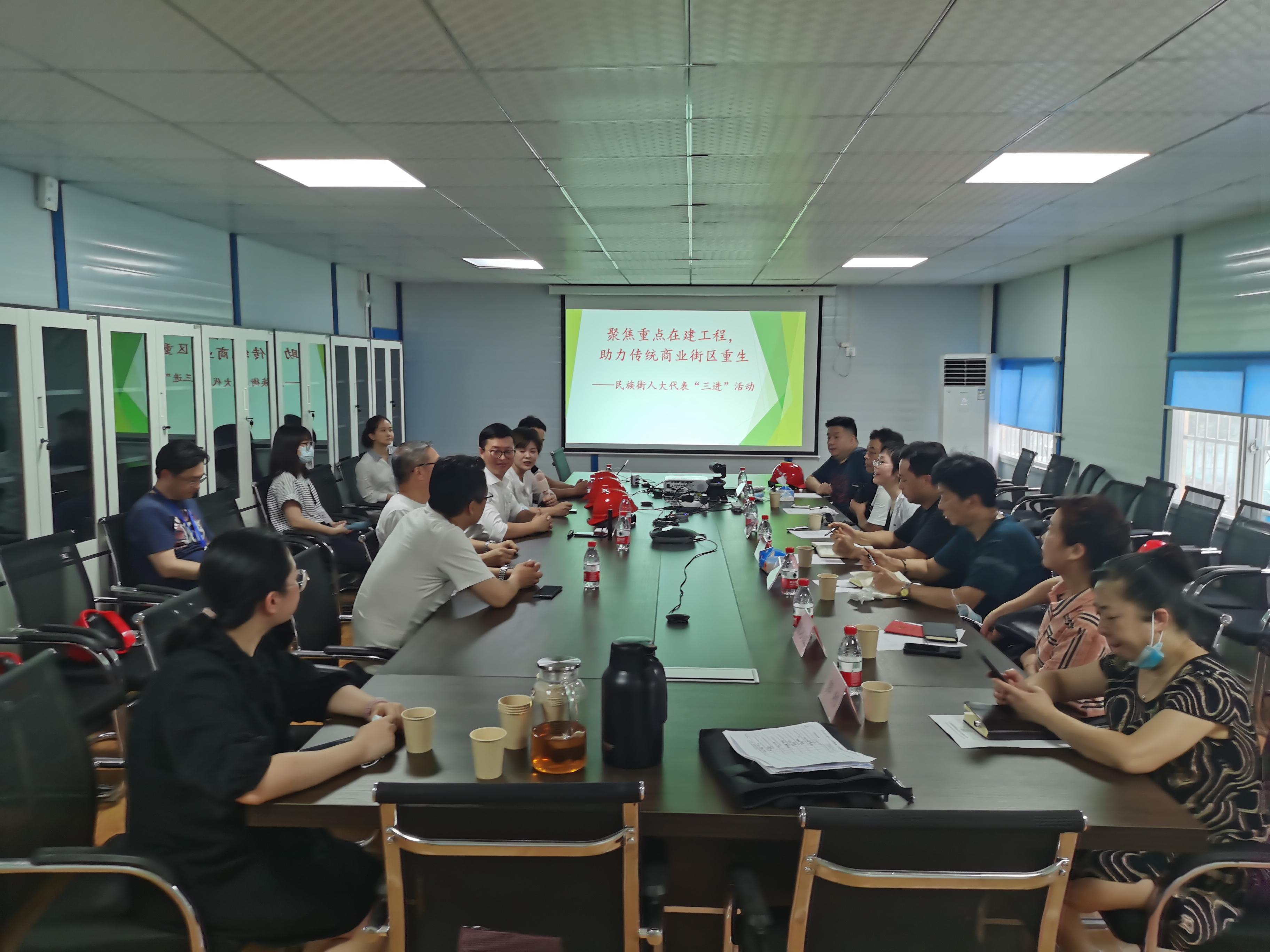 走进汉正街新地标嘉里中心,感受商业街区重生中的喜与忧