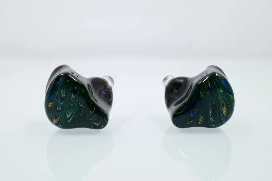 余音惊蛰耳机测评,不止颜值包括颜值