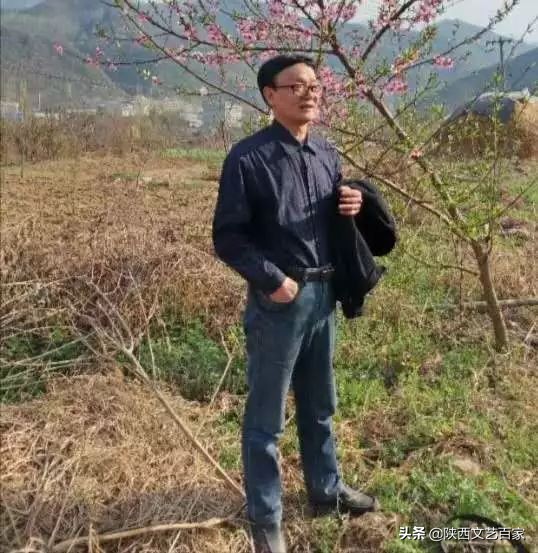 郑光前散文《我的搅团情结》欣赏