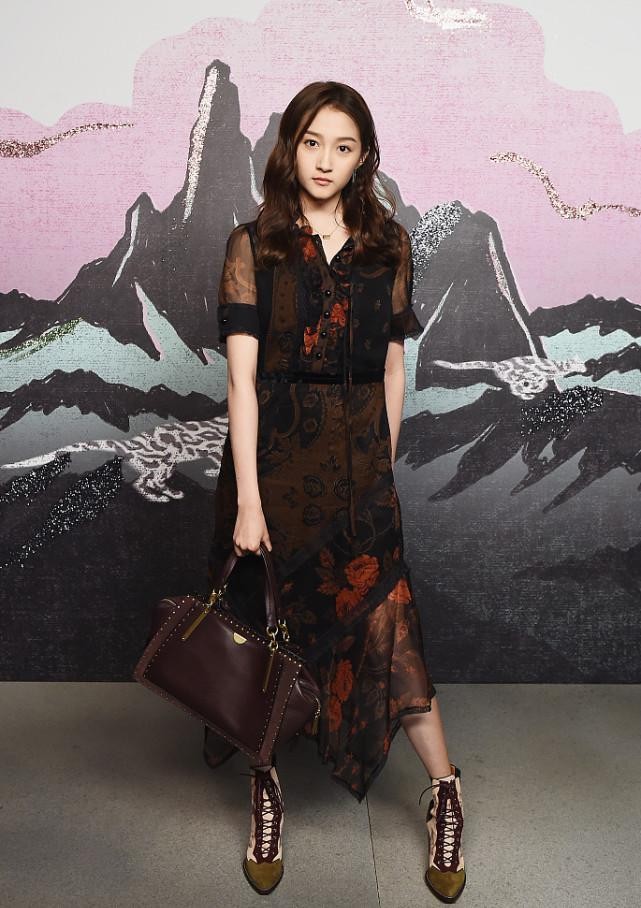 关晓彤造型长腿,关晓彤的长腿混剪视频