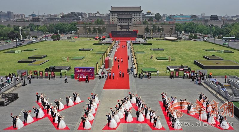 西安终于等到你“最美战疫情侣”520永宁门永结同心