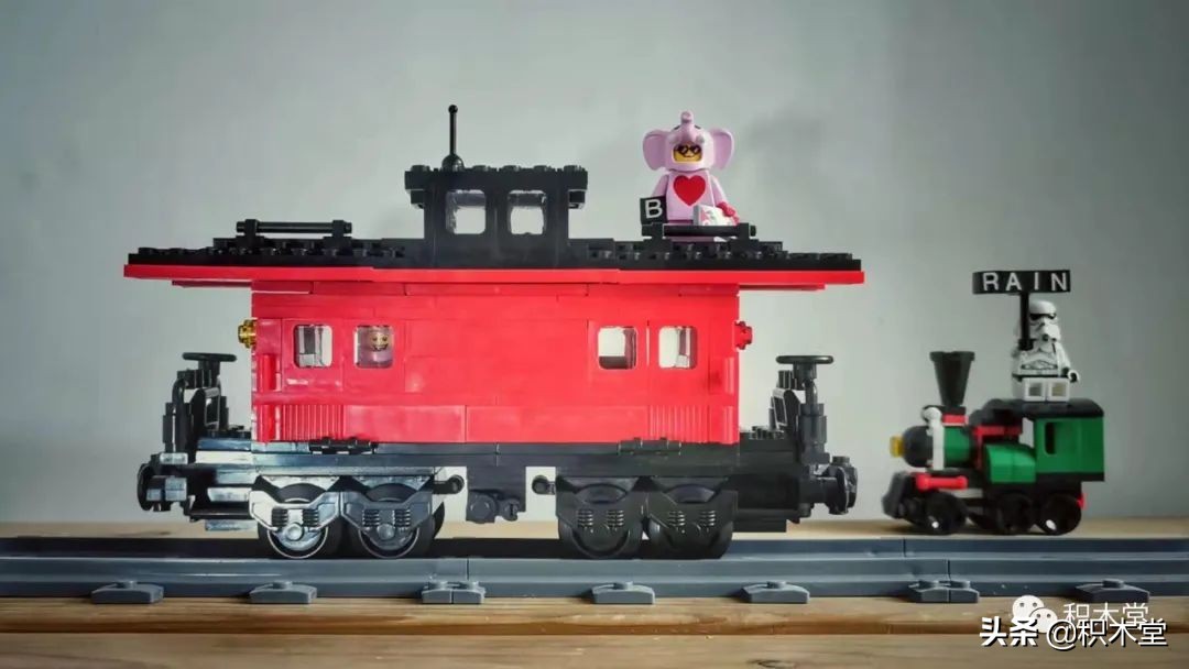 乐*官高**方套内moc最多的一款10183