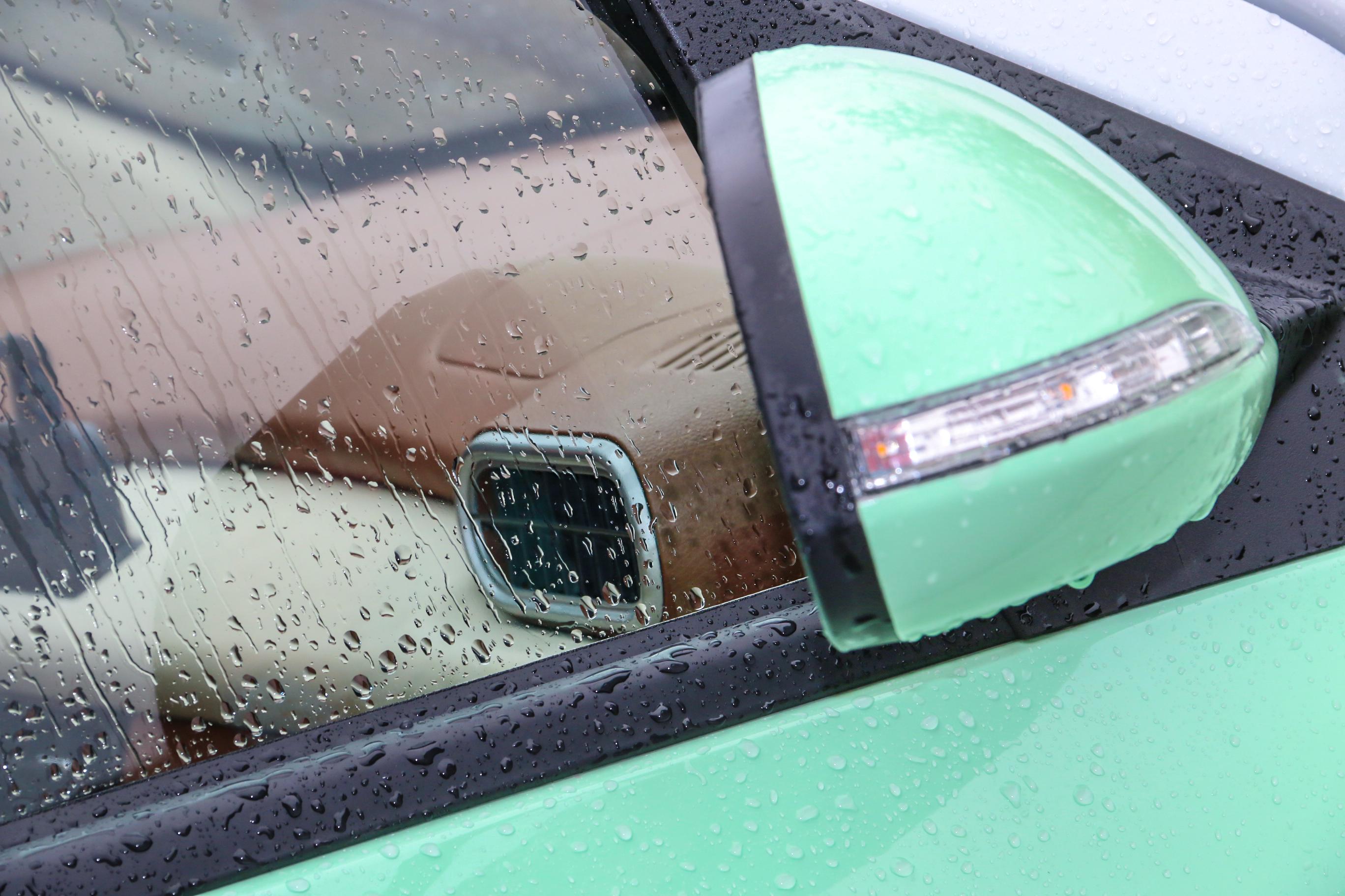 小虎试驾,小虎纯电动车