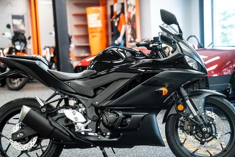 r3和忍者400对比,雅马哈r3和川崎忍者