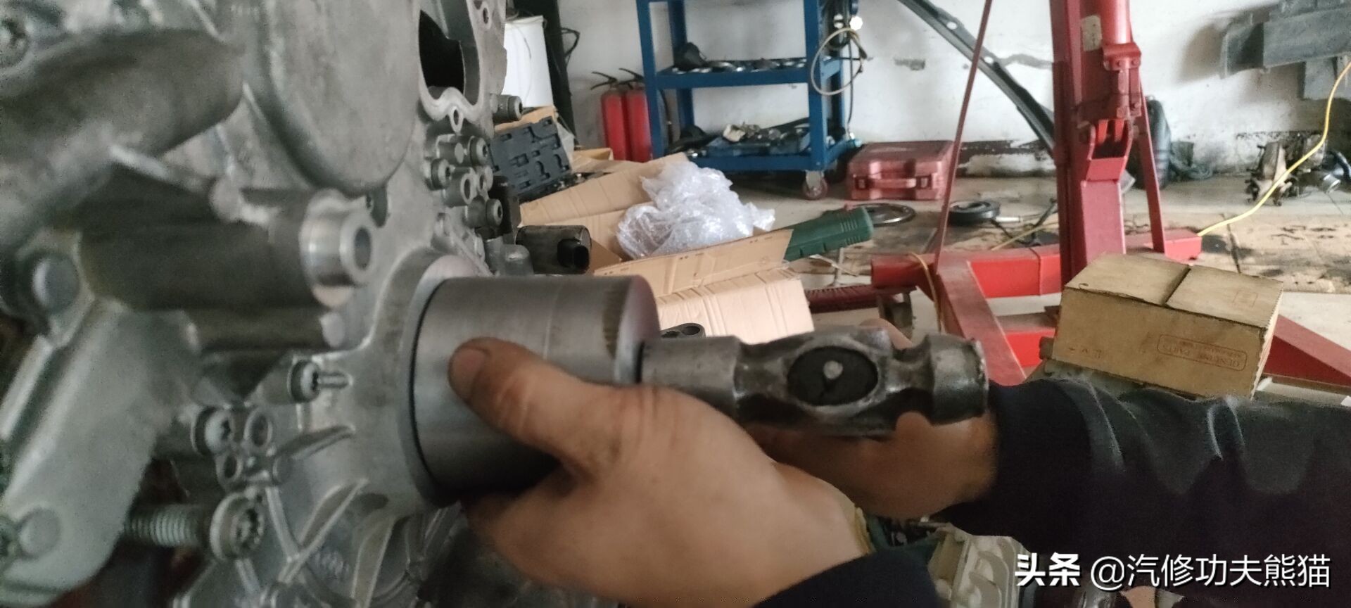 现在最新款的奥迪烧不烧机油,奥迪q7哪年有的柴油