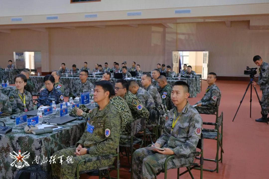 军事外语人才搭建多国联演“语言桥”