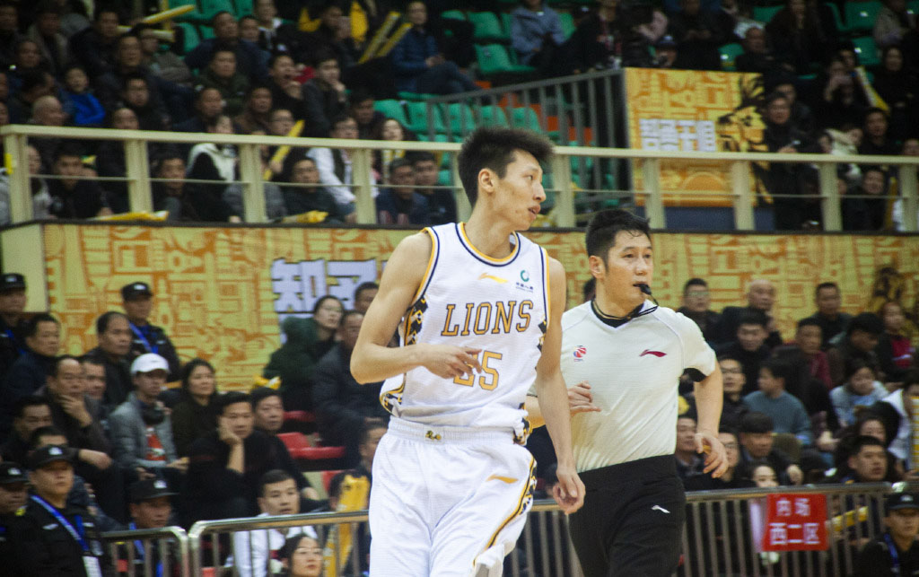 中国男篮库里最新消息,中国库里打球视频