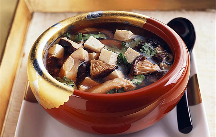 蘑菇在冰箱放的长毛了还能吃吗,干蘑菇长毛了能吃吗有毒吗