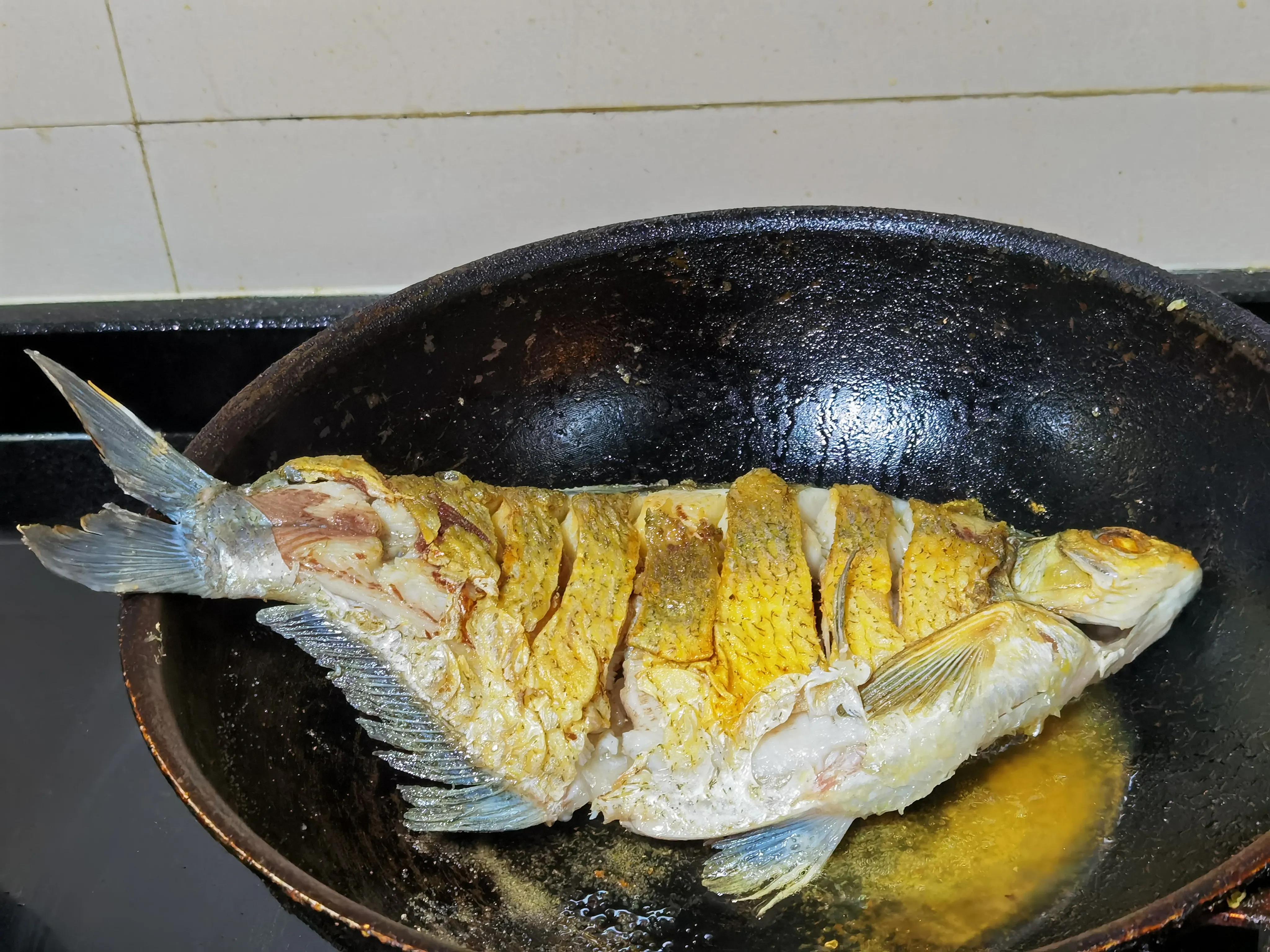 家常红烧羊肉的做法,家常红烧扁鱼