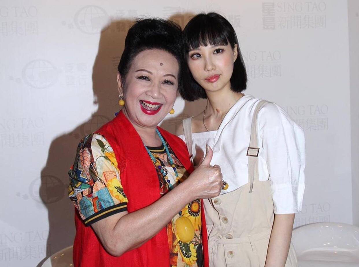 香港抗癌女歌手出新书获圈中众好友支持容祖儿赞其是人间小天使