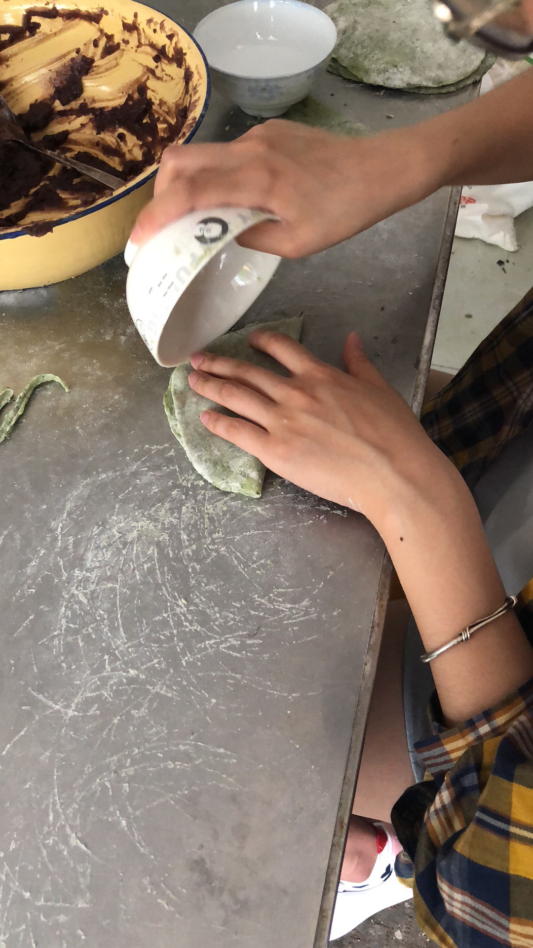 诸暨梅干菜麦饼,诸暨卖松花麦饼