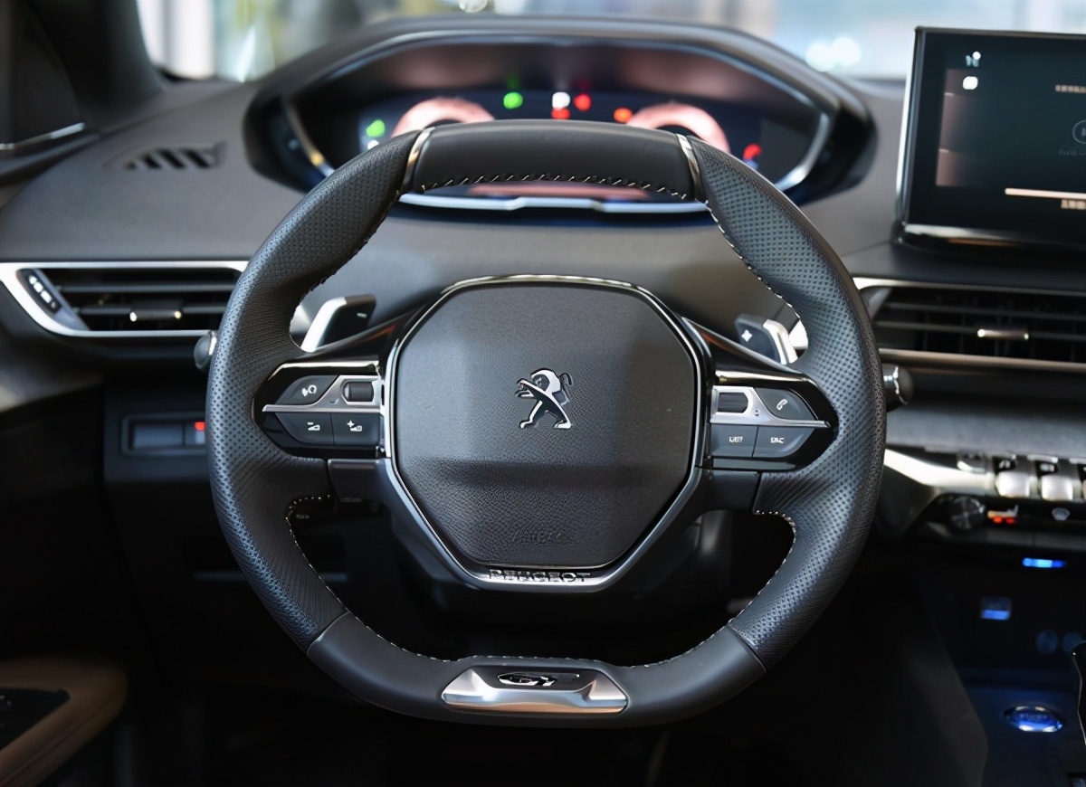 底盘扎实操控性好的轿车排名,底盘质量好的车