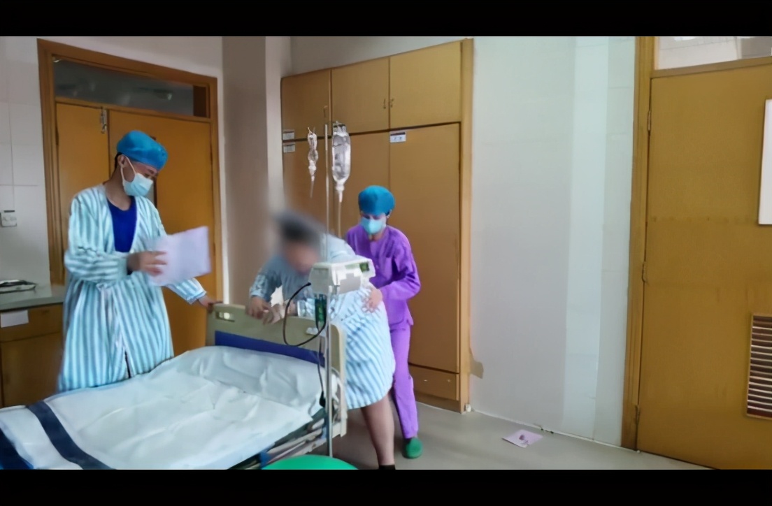 孕期15周出现静脉曲张怎么办,孕期膝盖后静脉曲张