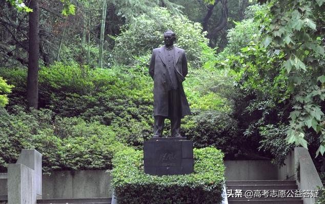 河海大学，水利工程是最好的，其他专业怎么样，值得读吗