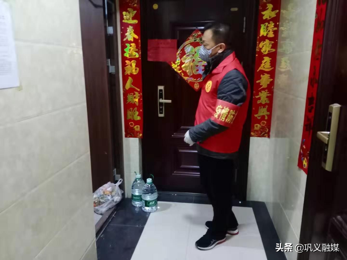 志愿服务让爱与责任同行,志愿服务如同一道光