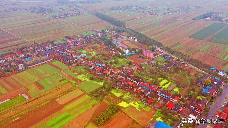 麦城关羽有什么说法,麦城中的关羽