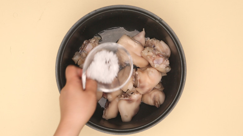 炖猪蹄第一次不烂的补救方法,猪蹄老是煮不烂