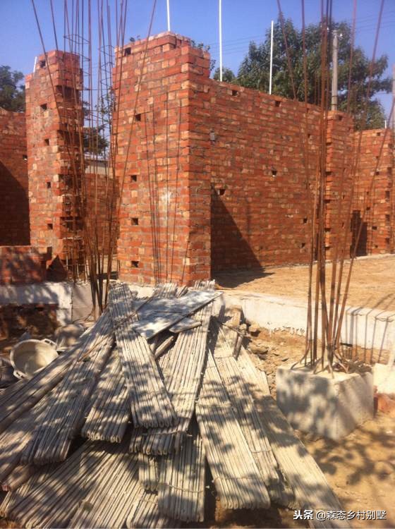 北方农村建房全过程,三层占地150平米,花了50万