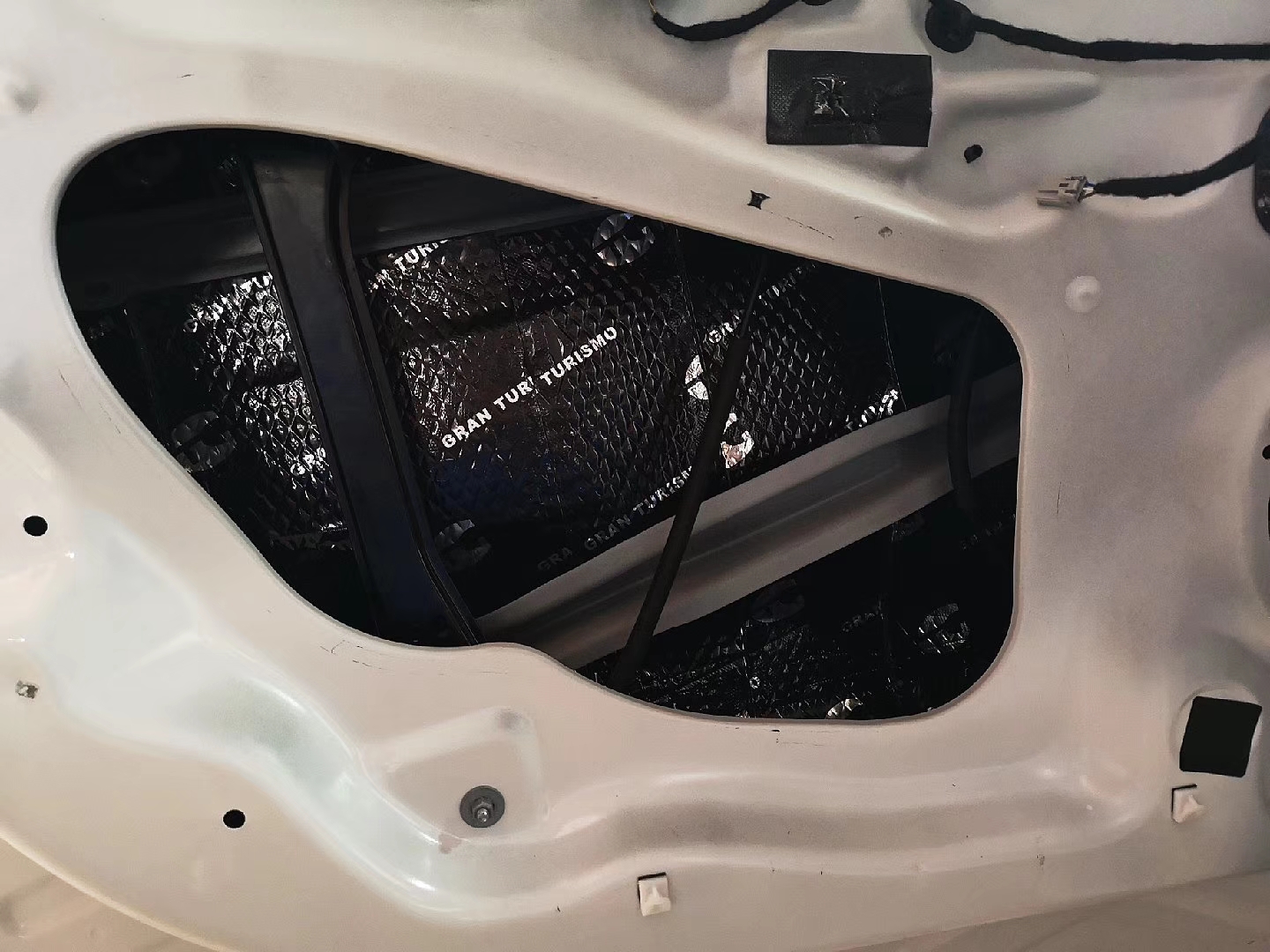 不改装汽车音响提升6-8倍音质,福特锐界改装音响