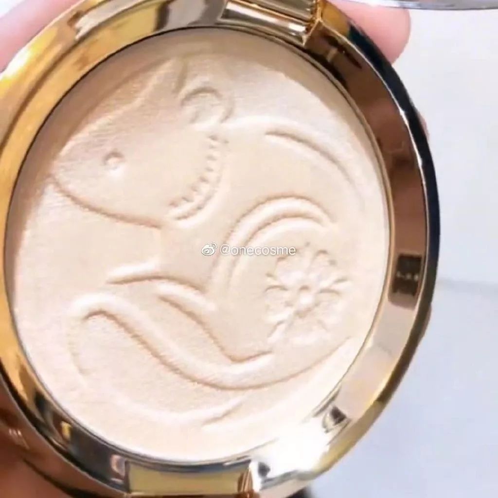 不到半天就火速售罄,才0.1秒就售罄