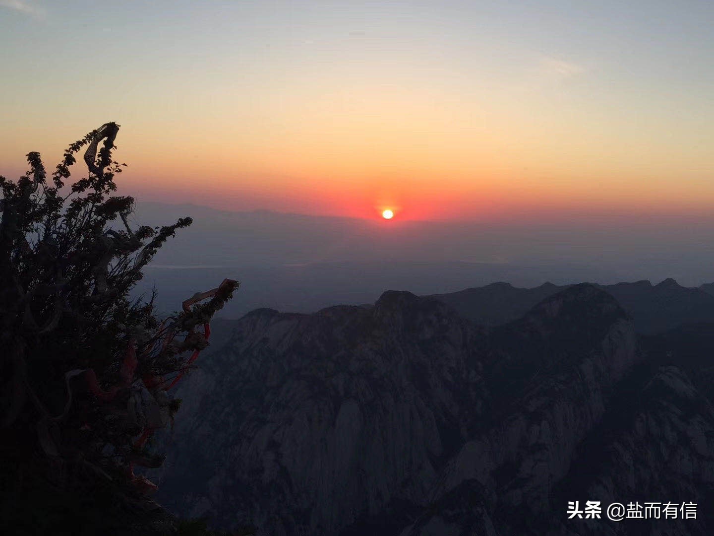 华山西峰索道你敢来吗,华山论剑奉陪到底