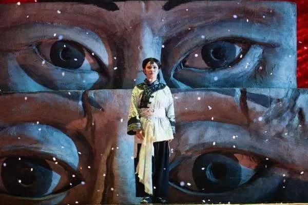 莫言小说檀香刑中使用的地方戏曲,莫言的檀香刑表达了什么思想主旨