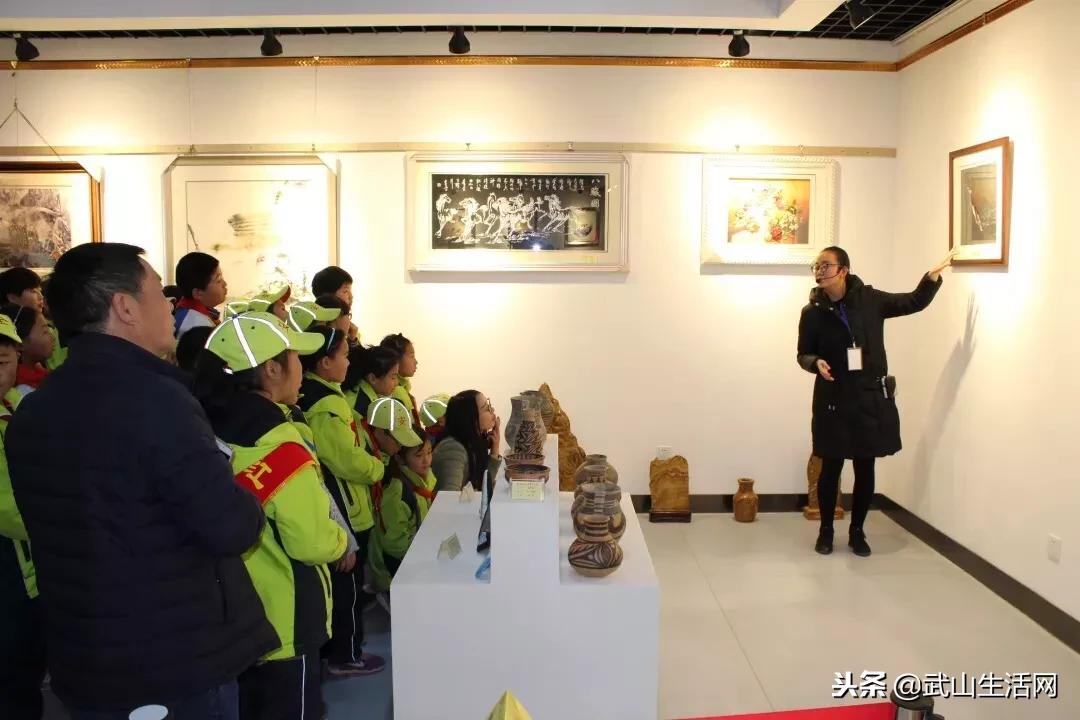 武山县城关三小、四小到县博物馆研学之旅